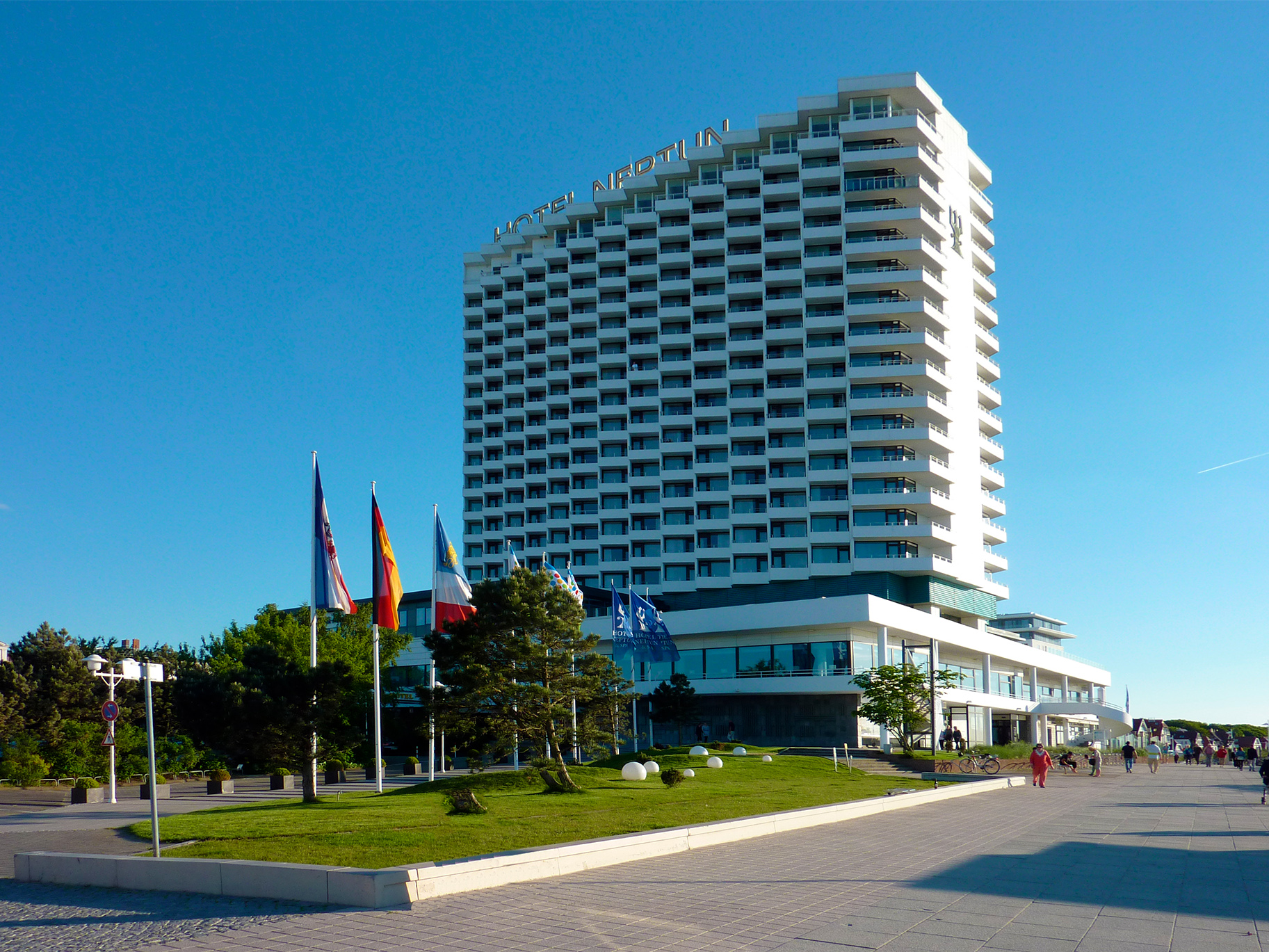 Отель_Нептун_-_panoramio___Timur Y_wpn_I